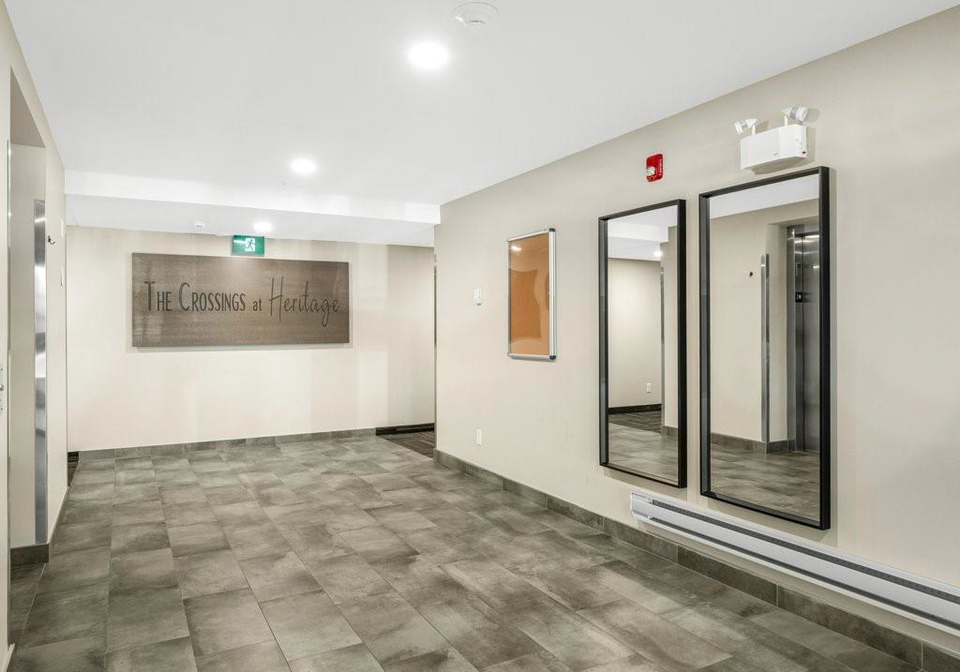 2600-sandwich-west-parkway-lasalle-ontario-26008645
