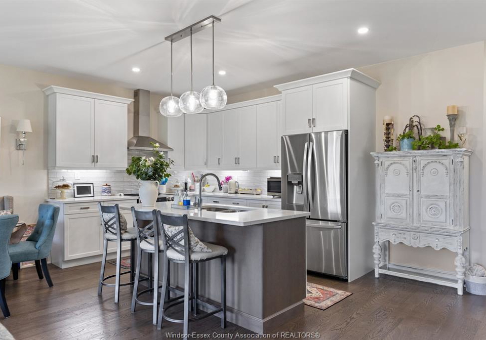 237-livingstone-amherstburg-ontario-26008647