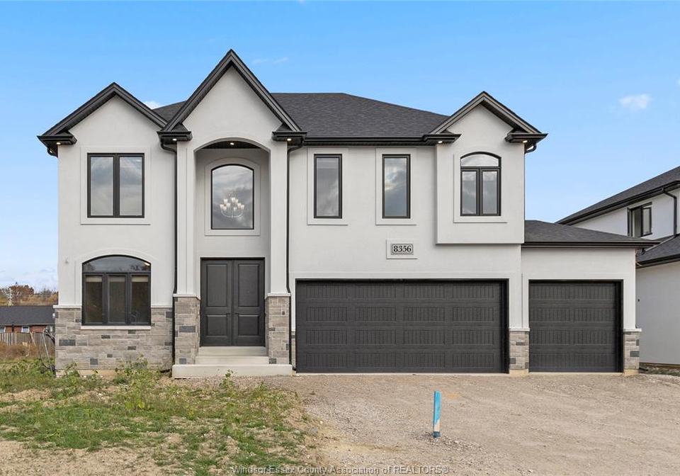 8356-annie-amherstburg-ontario-26008653