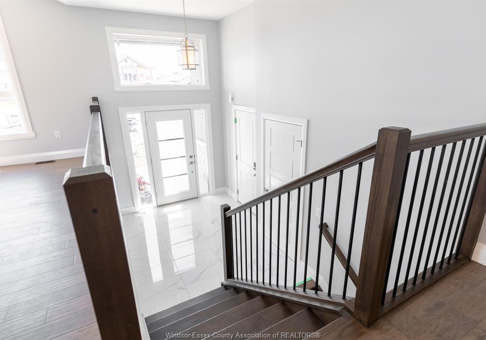 14-noble-amherstburg-ontario-26008695