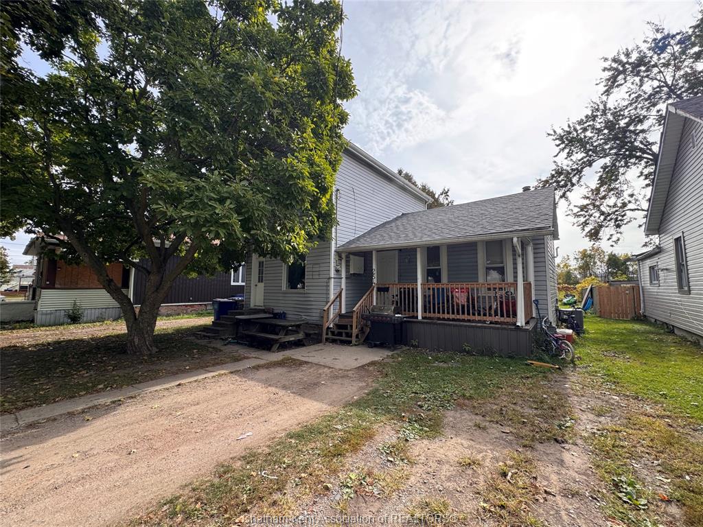 254-park-street-chatham-ontario-26008712
