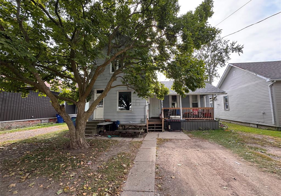 254-park-street-chatham-ontario-26008712