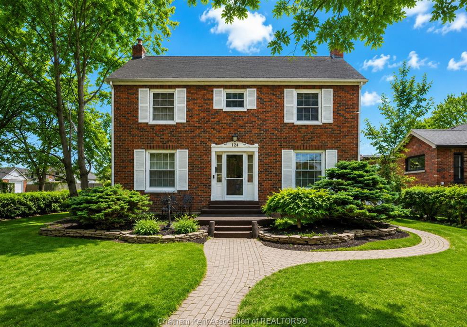 124-llydican-avenue-chatham-ontario-26008730