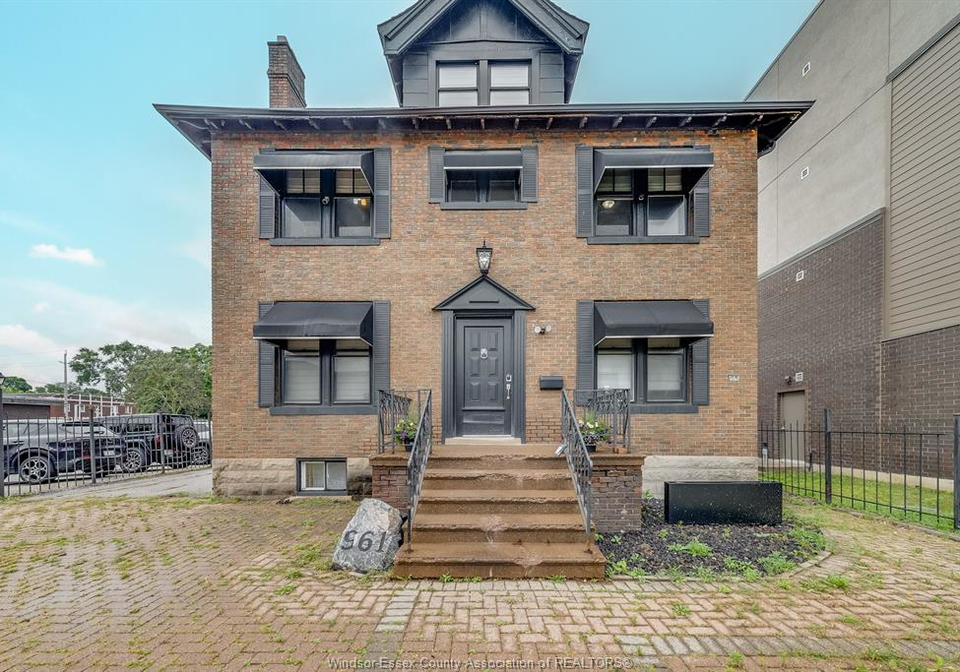 961-ouellette-avenue-windsor-ontario-26008763