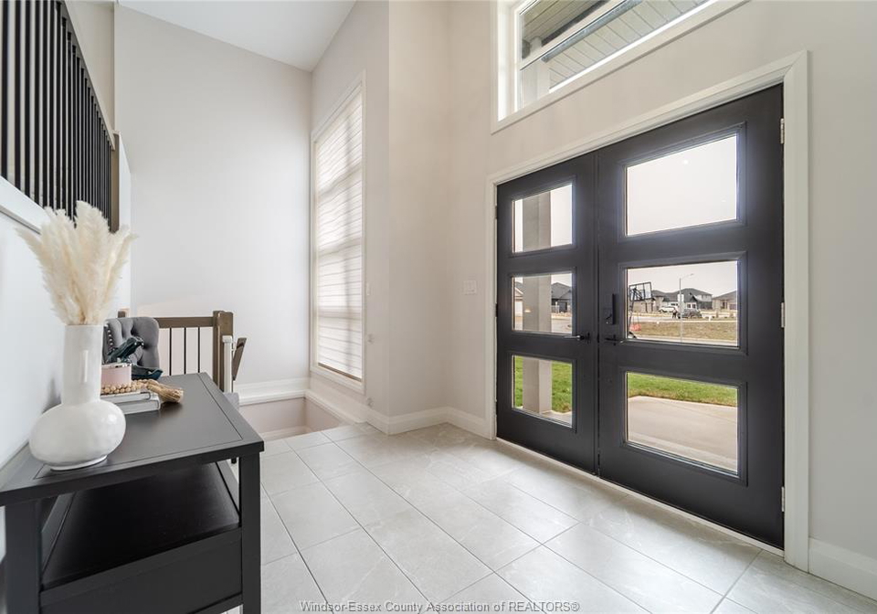 34-noble-court-amherstburg-ontario-26008807