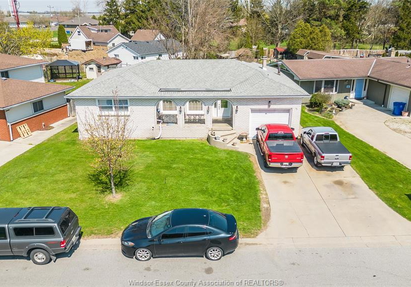 12-bennie-avenue-leamington-ontario-26008832