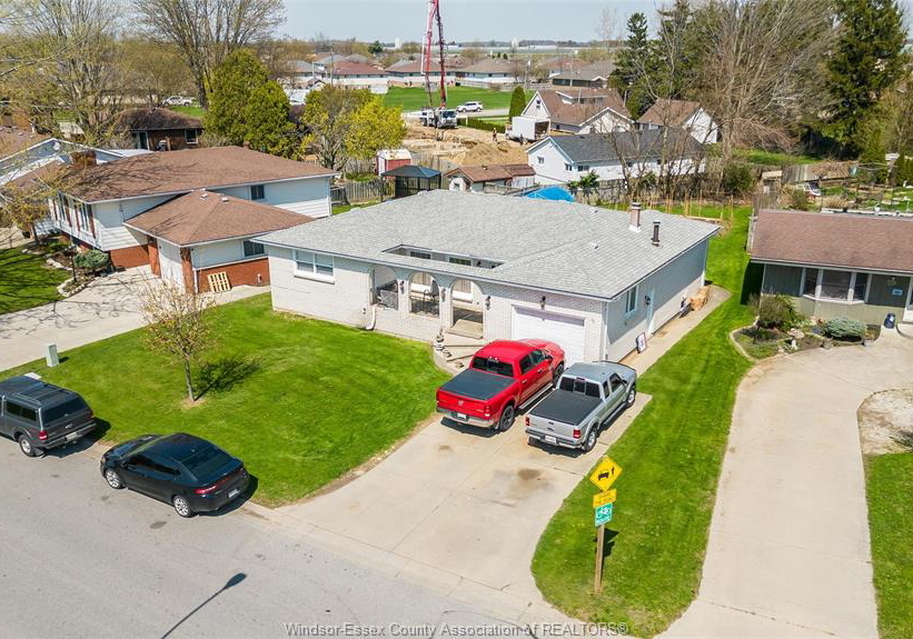 12-bennie-avenue-leamington-ontario-26008832