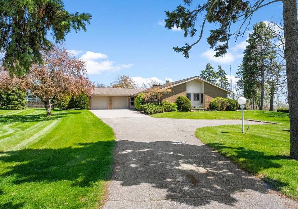 20-branton-drive-leamington-ontario-26008835