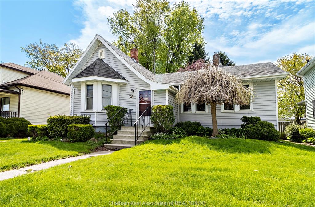 38-barthe-street-chatham-ontario-26008840