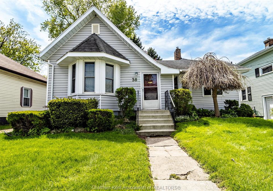 38-barthe-street-chatham-ontario-26008840