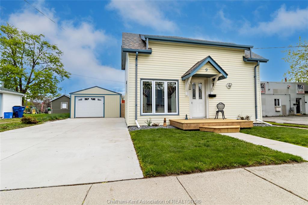 9-woods-street-chatham-ontario-26008841