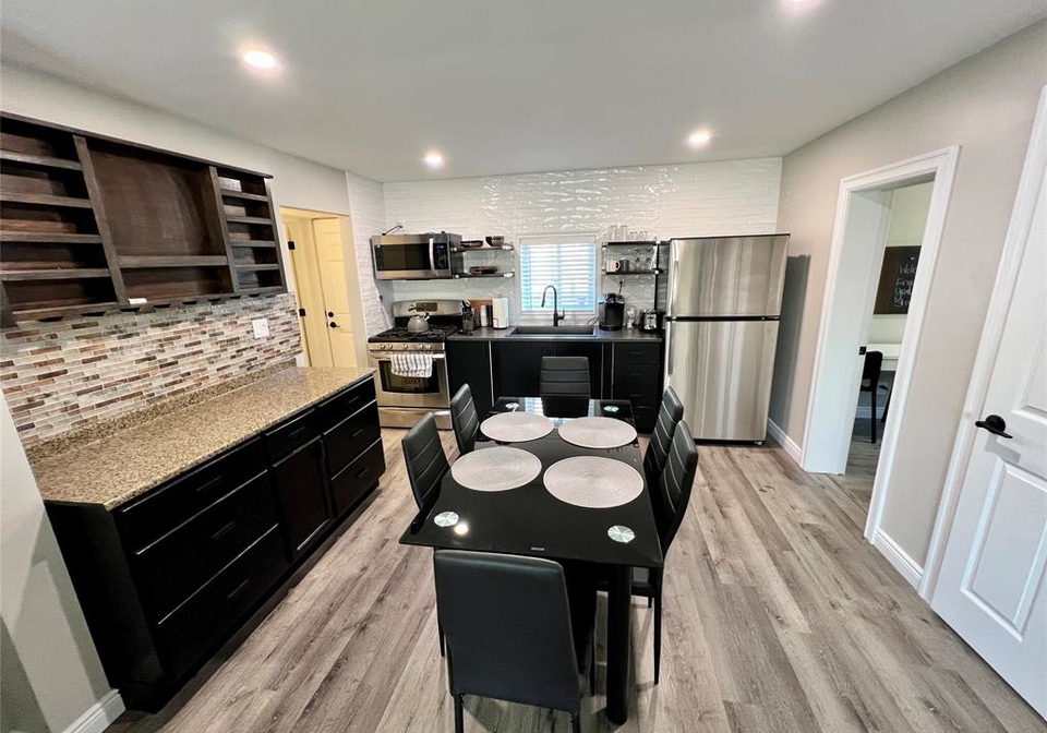 600-park-street-west-windsor-ontario-26008844