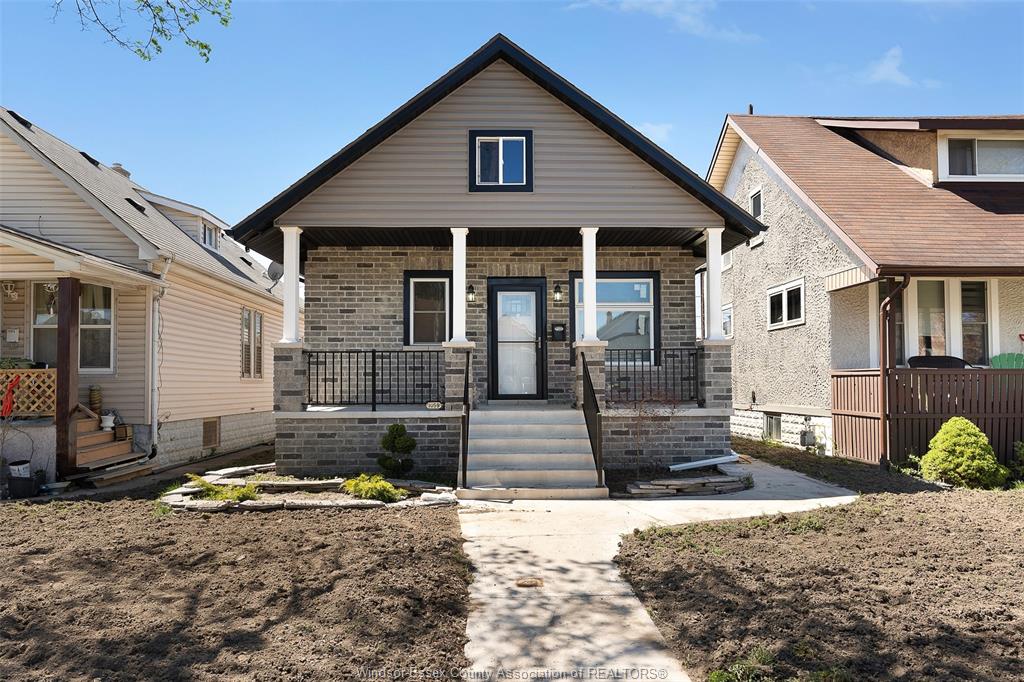 1059-elsmere-avenue-windsor-ontario-26008852