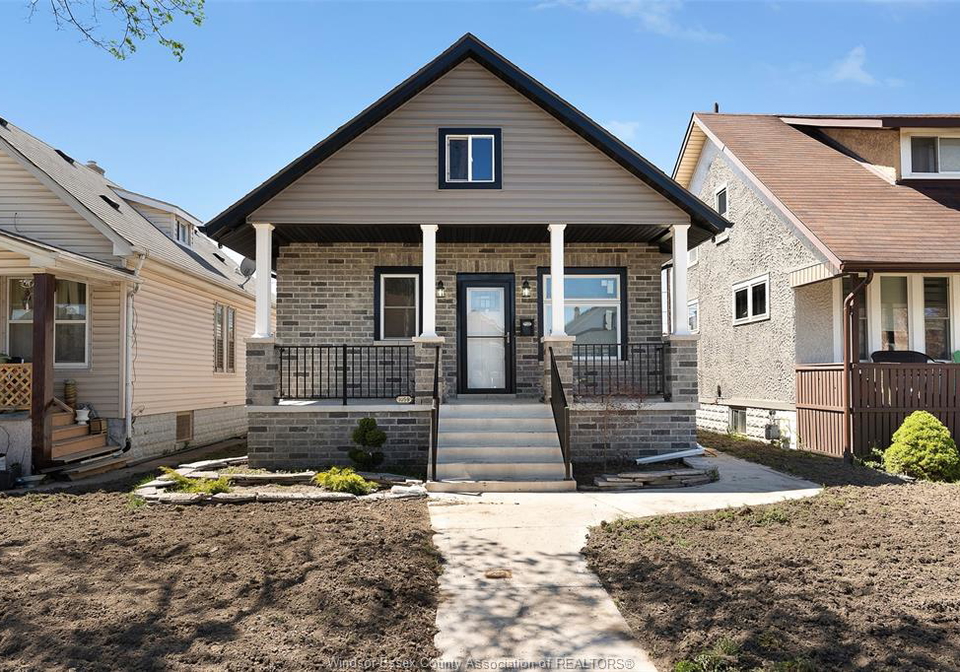 1059-elsmere-avenue-windsor-ontario-26008852
