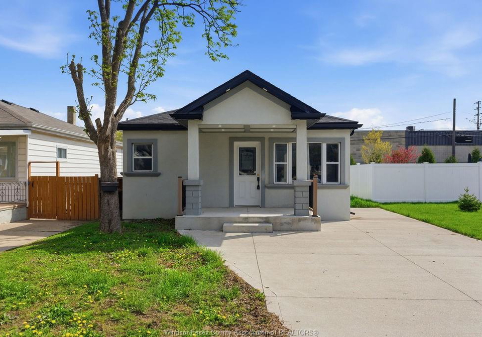 3152-turner-road-windsor-ontario-26008892