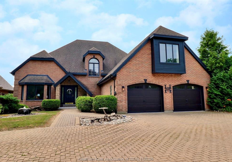 932-grand-avenue-west-chatham-ontario-26008902