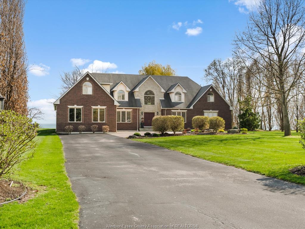 2055-hickory-lane-kingsville-ontario-26008917