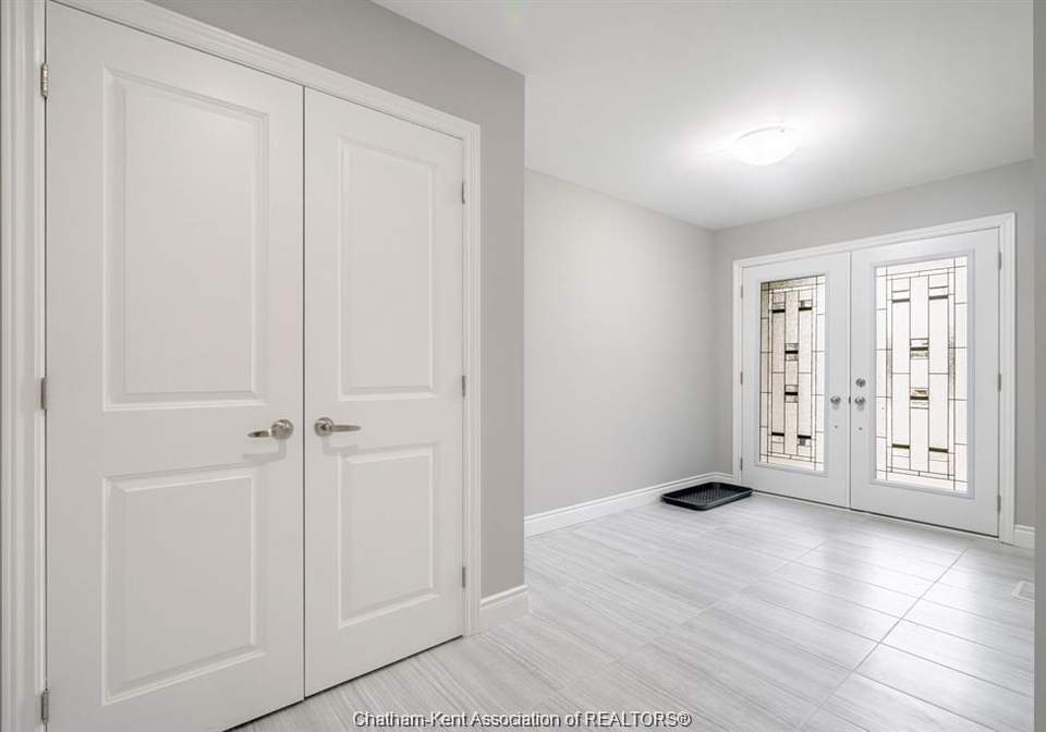 32-betty-court-chatham-ontario-26008971
