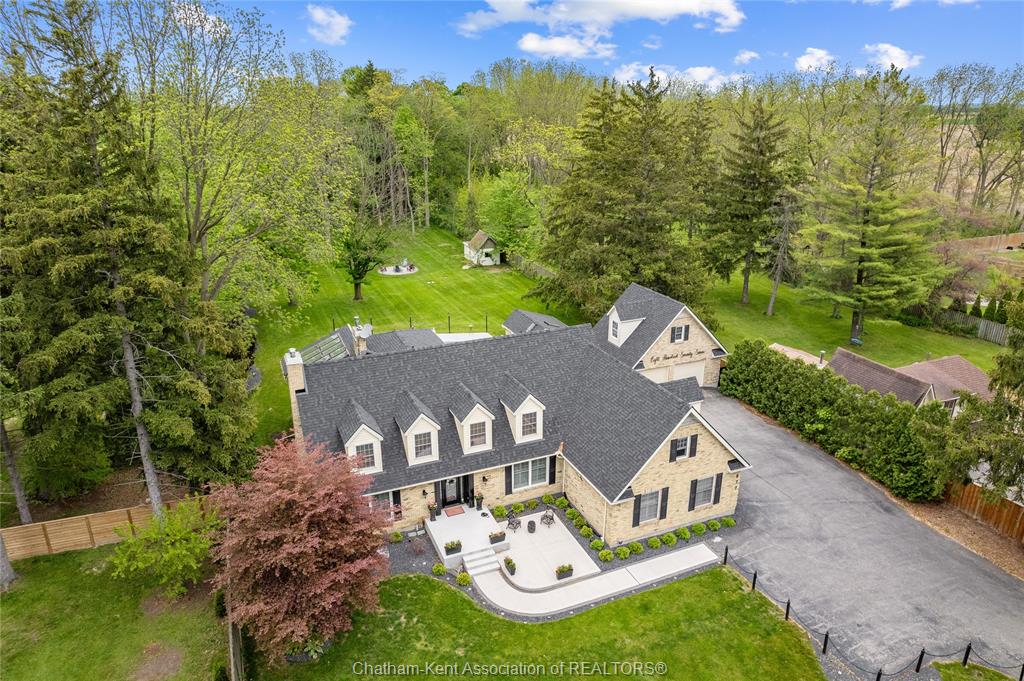 877-charing-cross-road-chatham-ontario-26009008