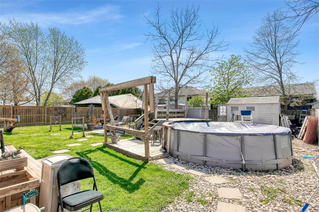 325-mccurdy-amherstburg-ontario-26009024