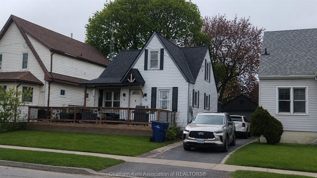95-poplar-street-chatham-ontario-26009032