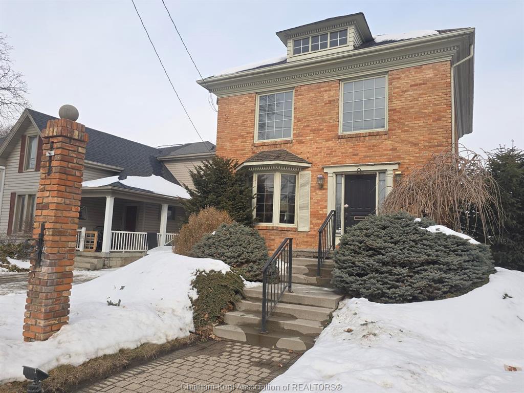 257-st-clair-street-chatham-ontario-26009052