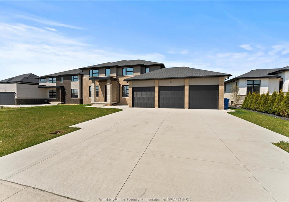 22-gregory-avenue-kingsville-ontario-26009095