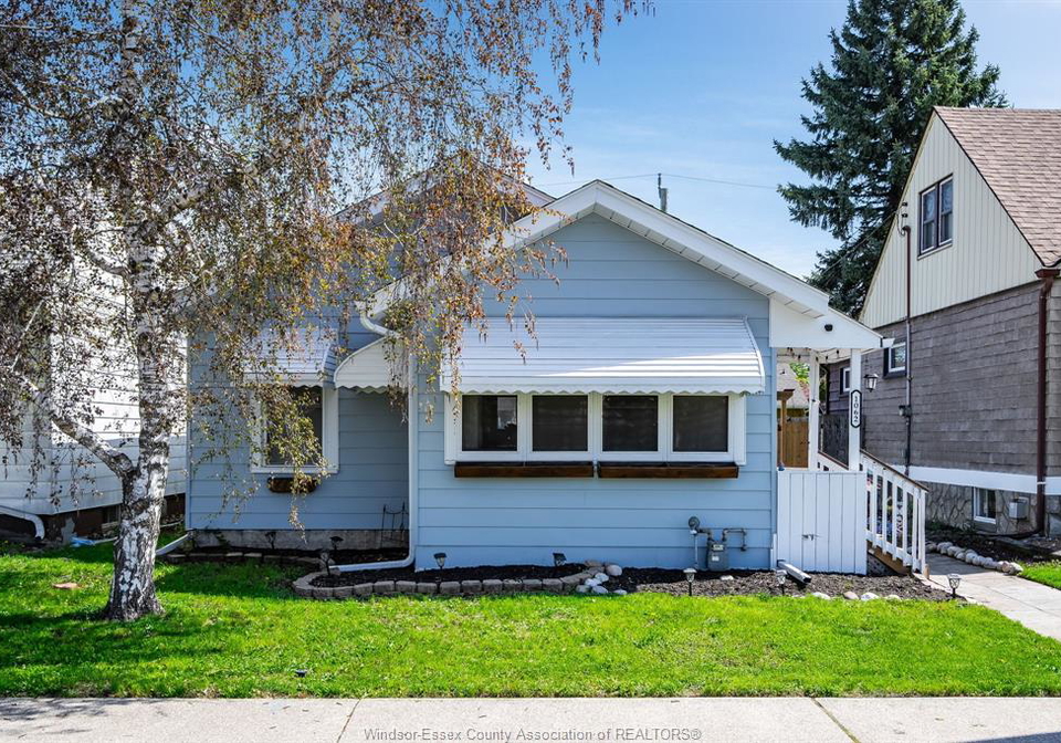 1062-lena-avenue-windsor-ontario-26009113