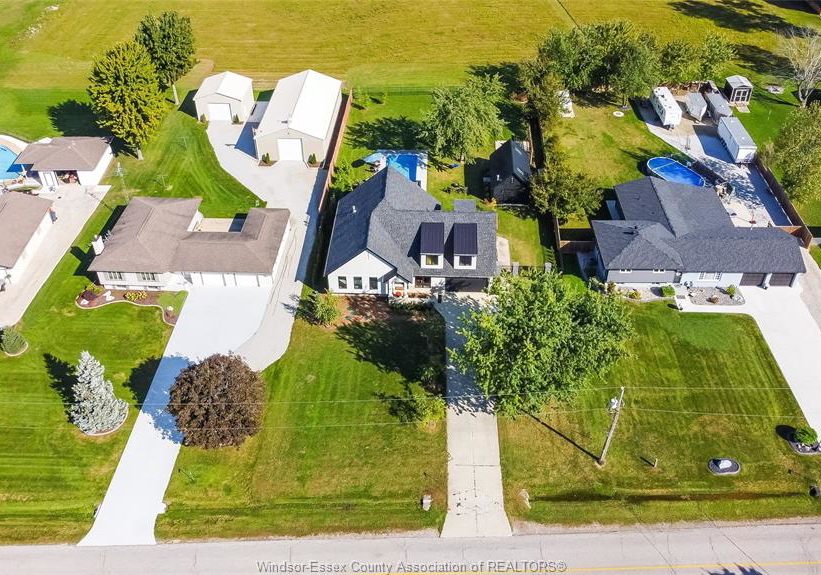 77-bissonnette-lane-lakeshore-ontario-26009135