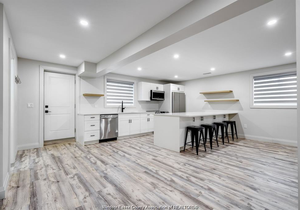241-robinson-avenue-essex-ontario-26009152