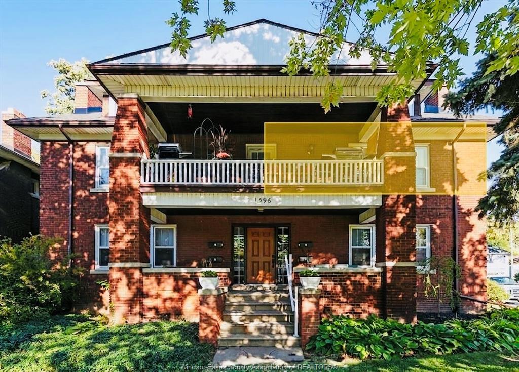1596-victoria-windsor-ontario-26009239