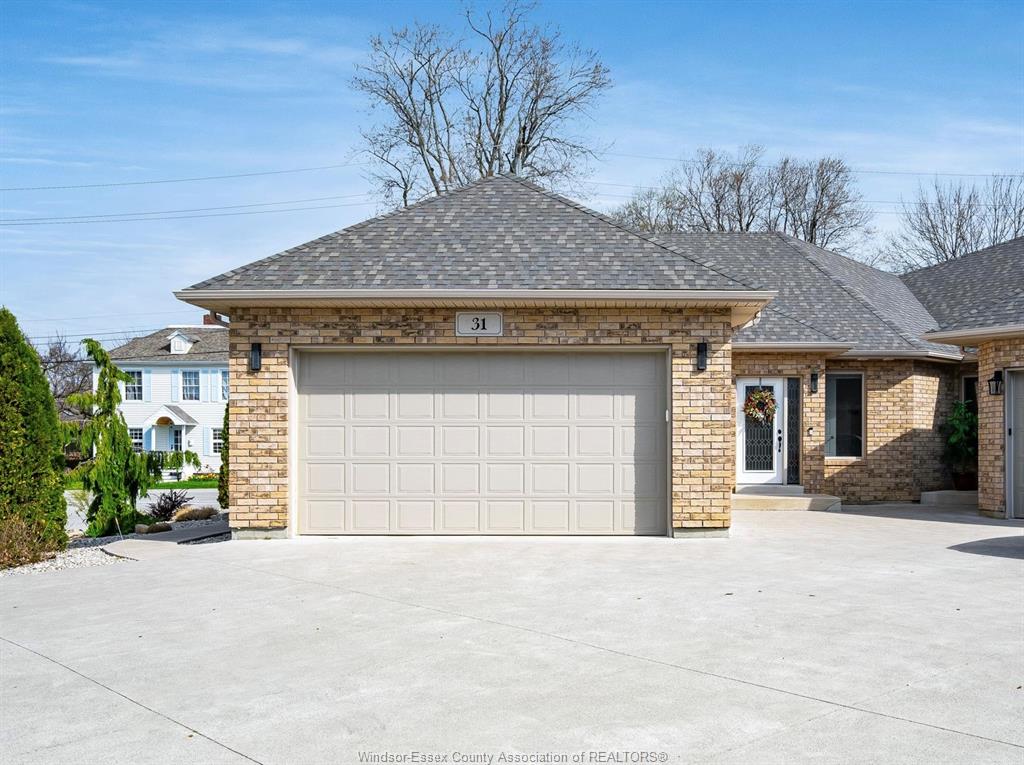31-mettawas-lane-kingsville-ontario-26009299