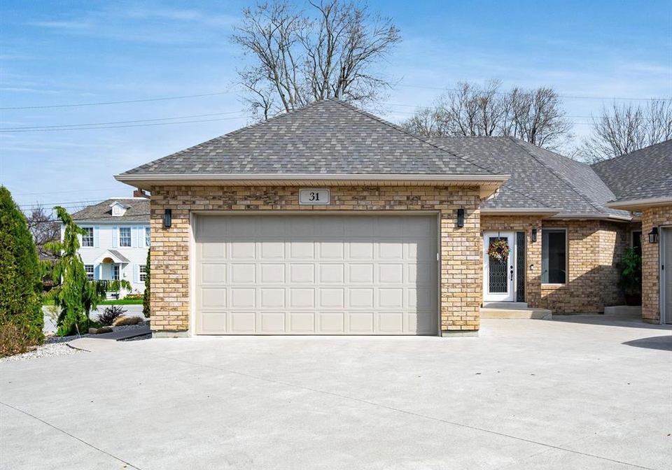 31-mettawas-lane-kingsville-ontario-26009299
