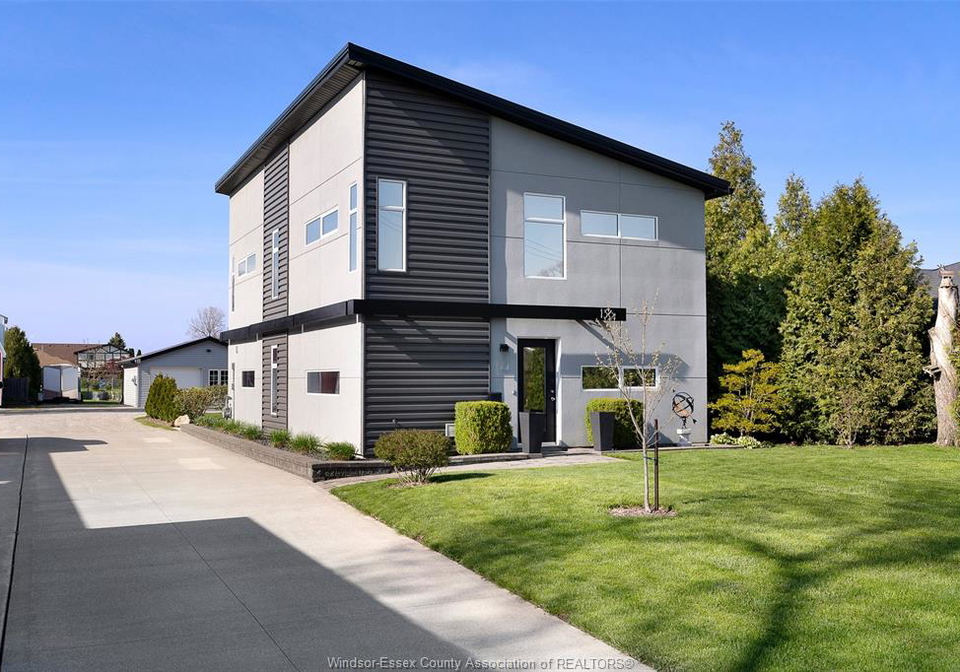 136-lowes-sideroad-amherstburg-ontario-26009333