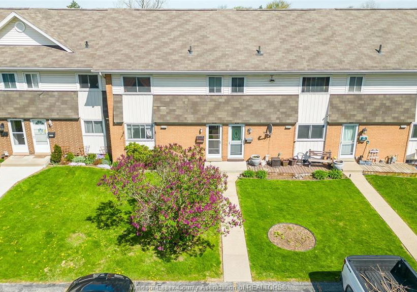 2693-meadowbrook-lane-windsor-ontario-26009340