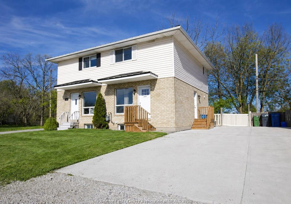 206-208-arthur-street-north-harrow-ontario-26009347