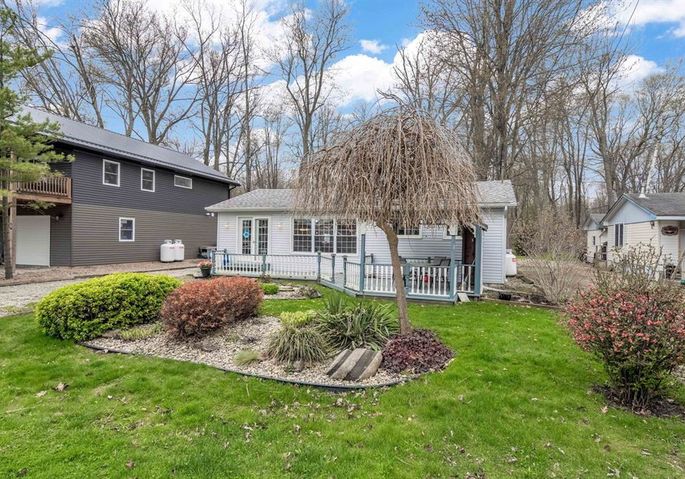 9900-lake-road-lambton-shores-ontario-26009356