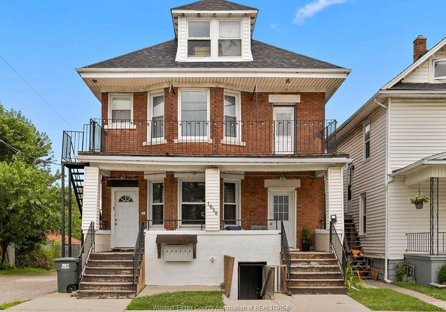 1050-assumption-windsor-ontario-26009379