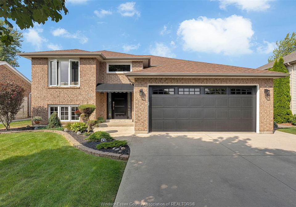482-thorn-ridge-amherstburg-ontario-26009380