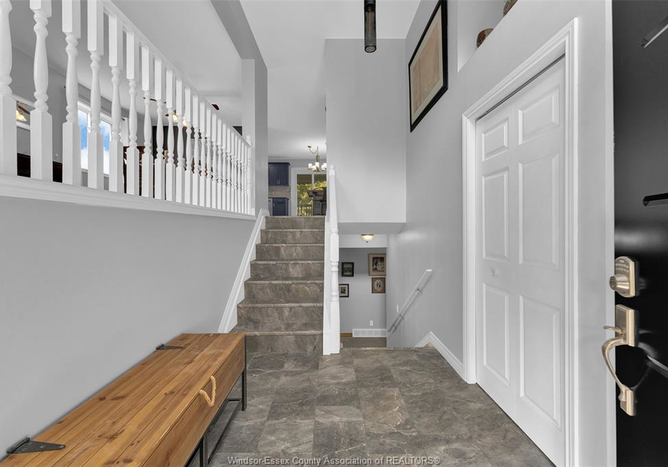 482-thorn-ridge-amherstburg-ontario-26009380