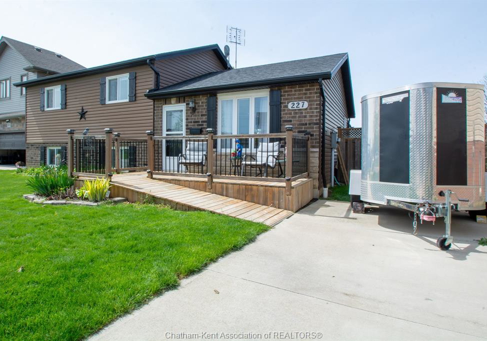 227-bristol-drive-chatham-ontario-26009382