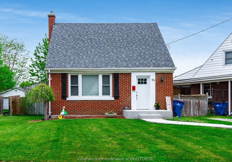 53-sunnyside-avenue-chatham-ontario-26009411