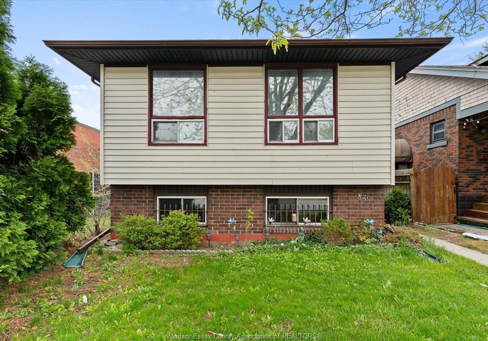816-dawson-road-windsor-ontario-26009417