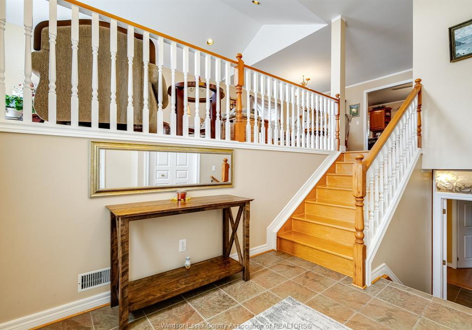 25-regatta-drive-leamington-ontario-26009429
