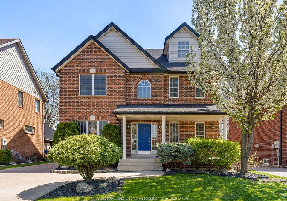 1270-lakeview-avenue-windsor-ontario-26009442