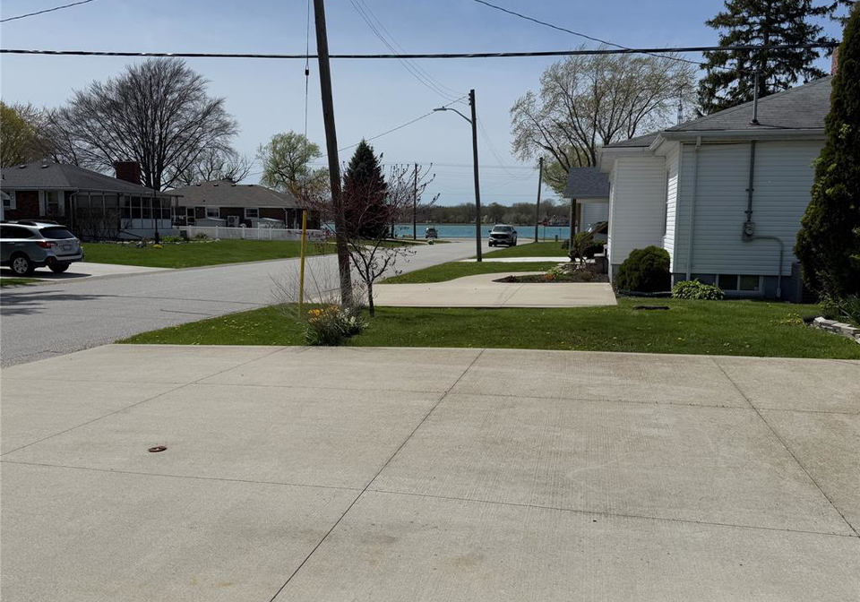 502-moore-street-port-lambton-ontario-26009450