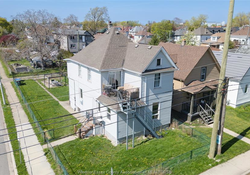 1104-cataraqui-windsor-ontario-26009560