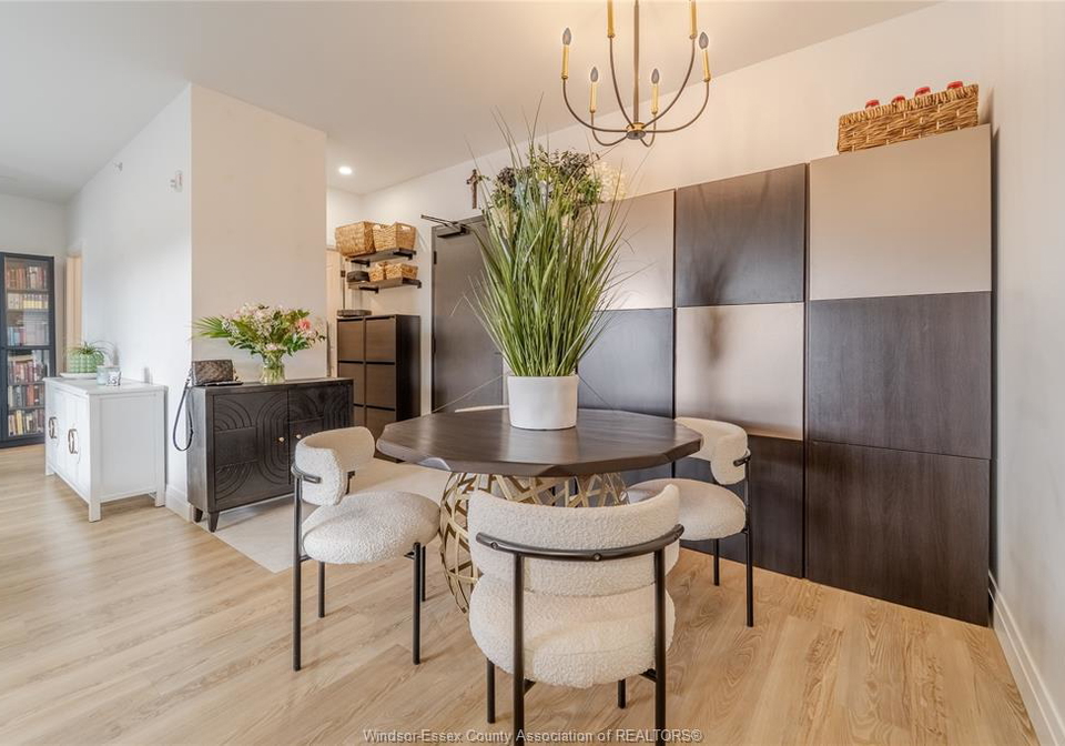 3817-howard-avenue-windsor-ontario-26009590