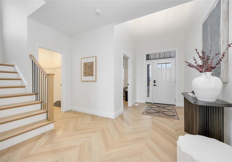 3527-paul-crescent-plympton-wyoming-ontario-26009614