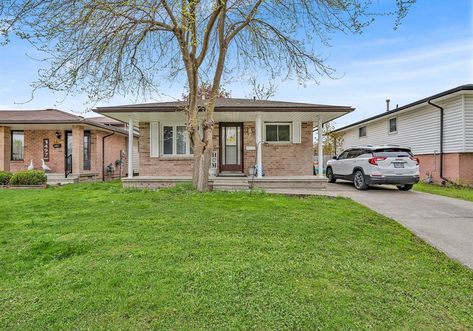 1493-azalia-crescent-windsor-ontario-26009624